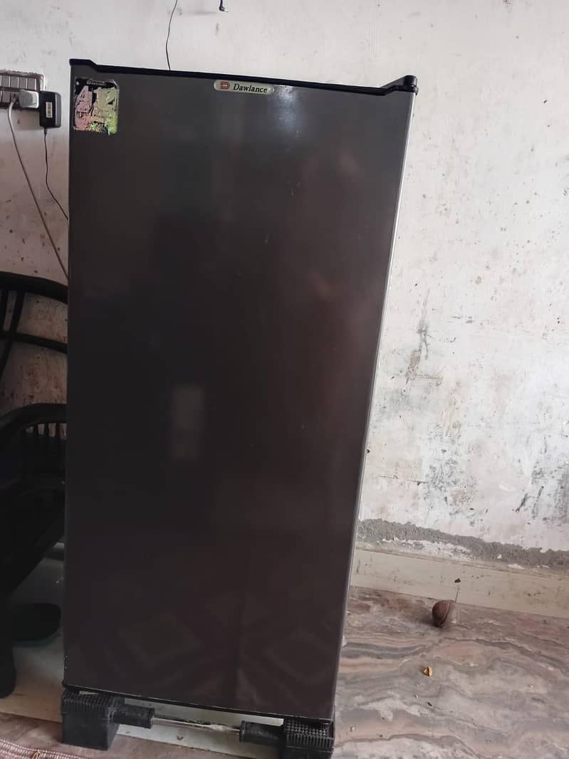 single door 4