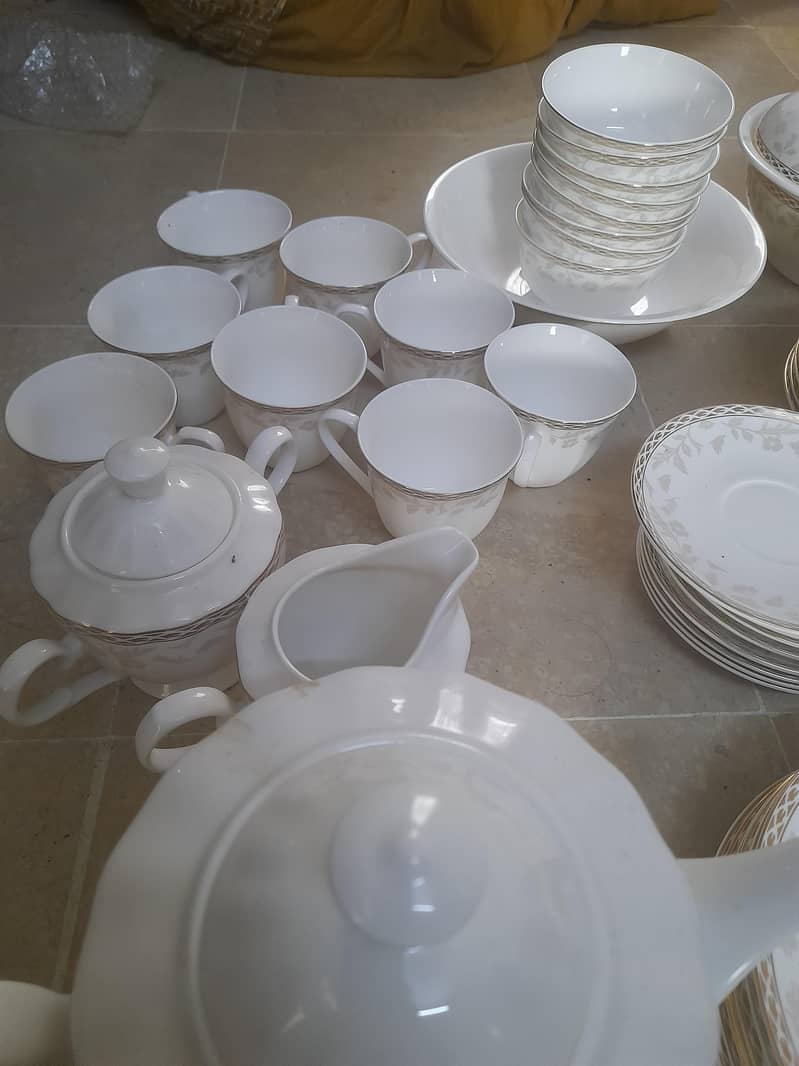 Dinner Set and Tea Set 5