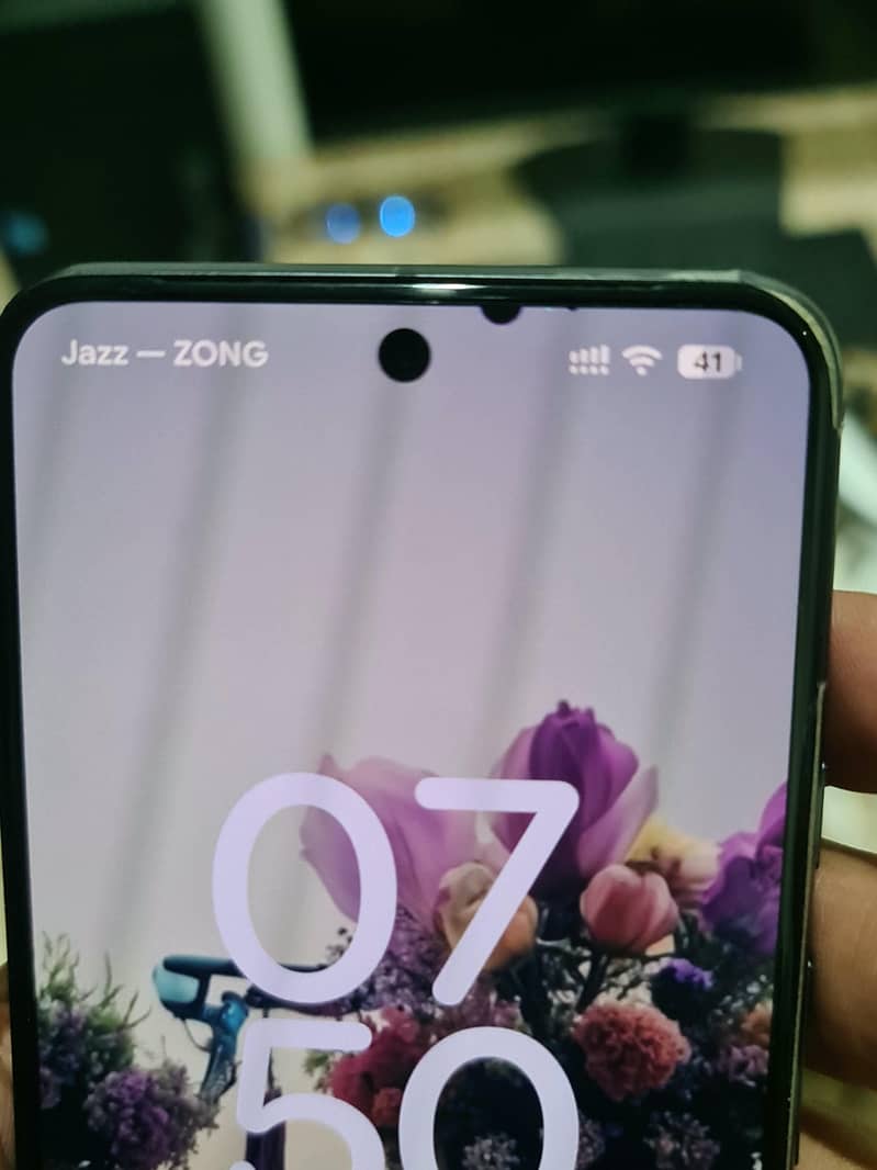 Google Pixel 8 3
