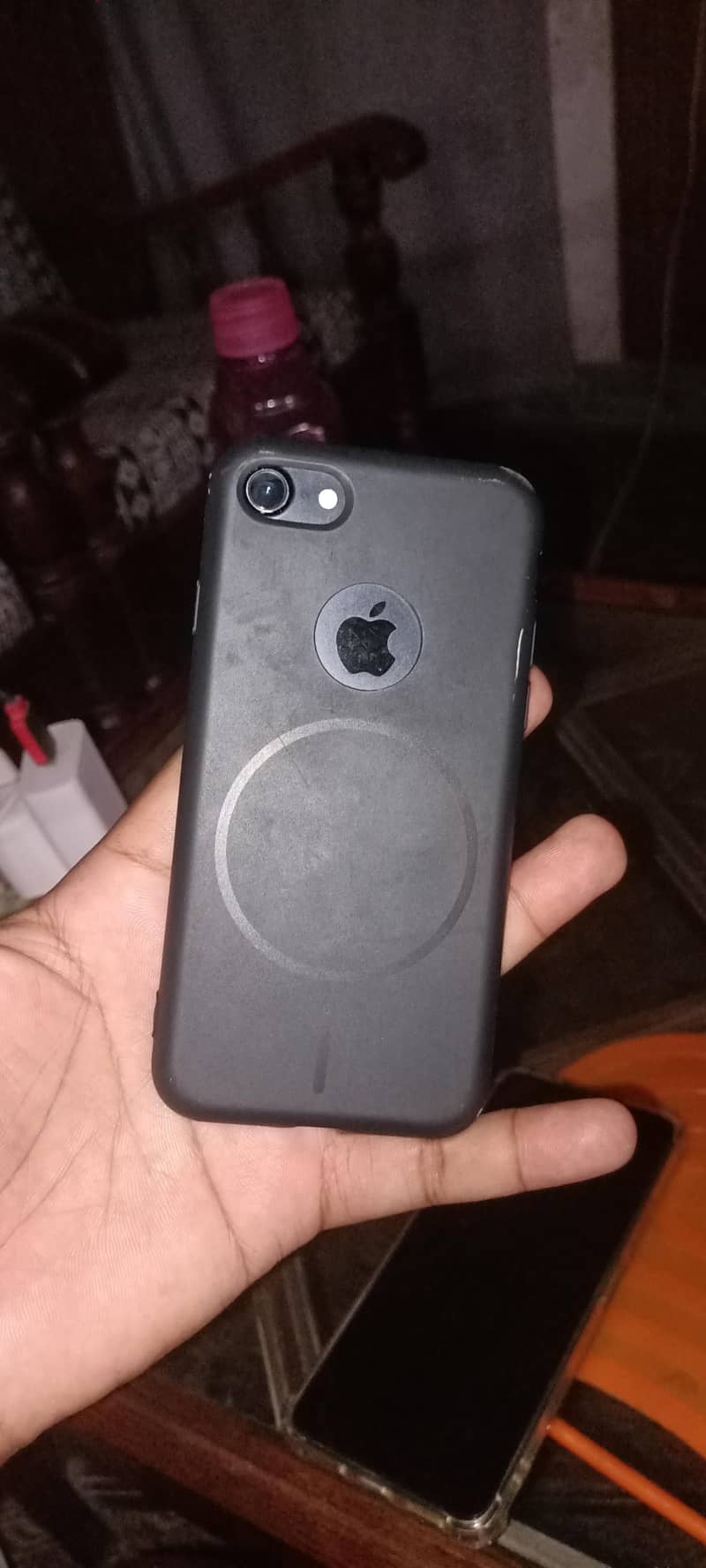 Apple iPhone 7 0