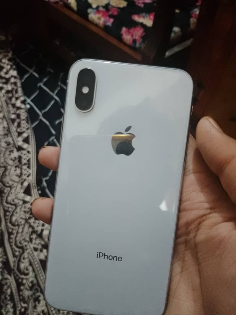 Apple iPhone X 64 GB 0