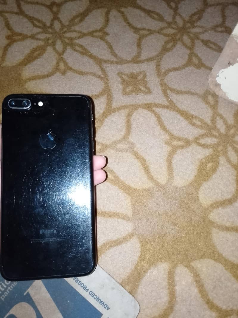 Apple iPhone 7 Plus 0