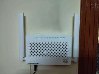 Huawei GPON ONT WiFi Router