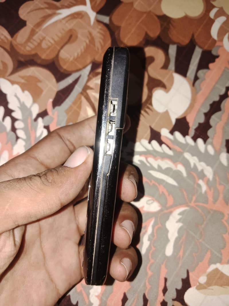 Nokia E51 1