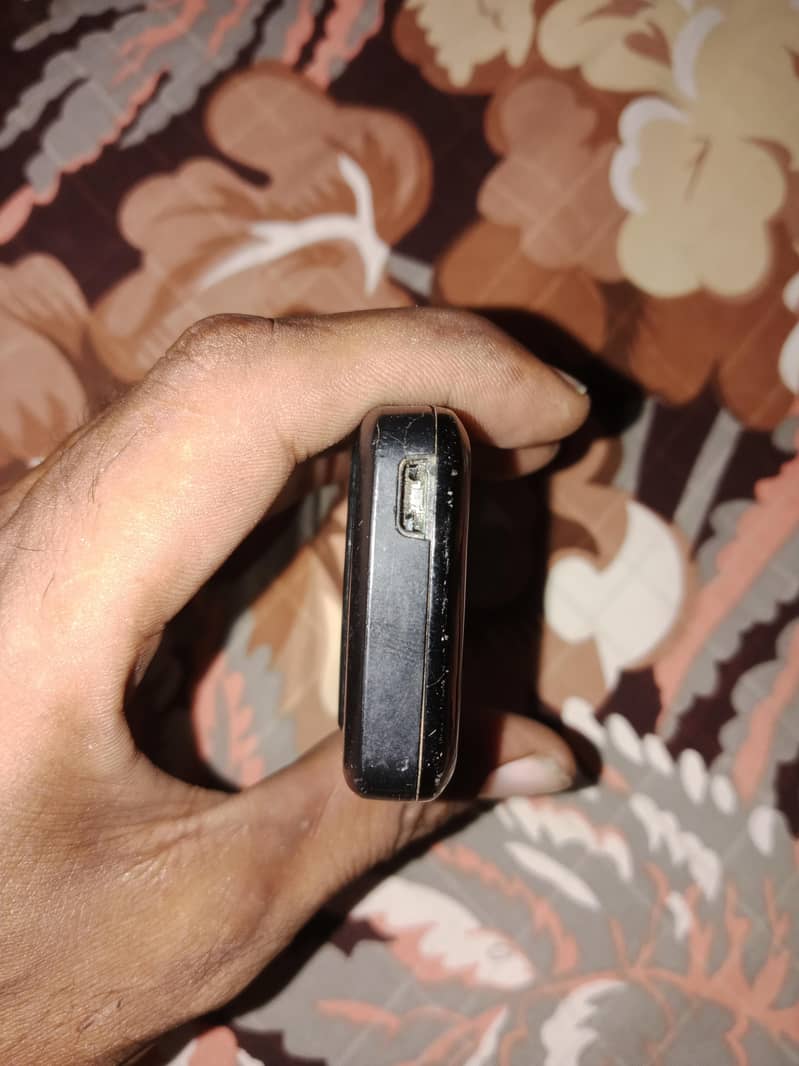 Nokia E51 4