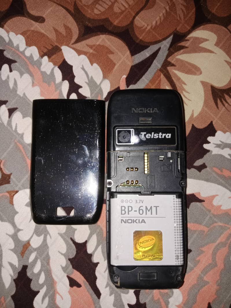 Nokia E51 6