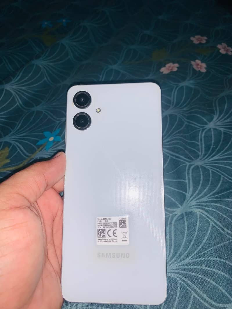 Samsung Mobile A06 0