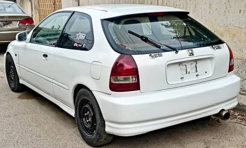 HONDA CIVIC HATCHBACK CONVERTED ONE-PIECE MODEL 1998 WHITE PETROL