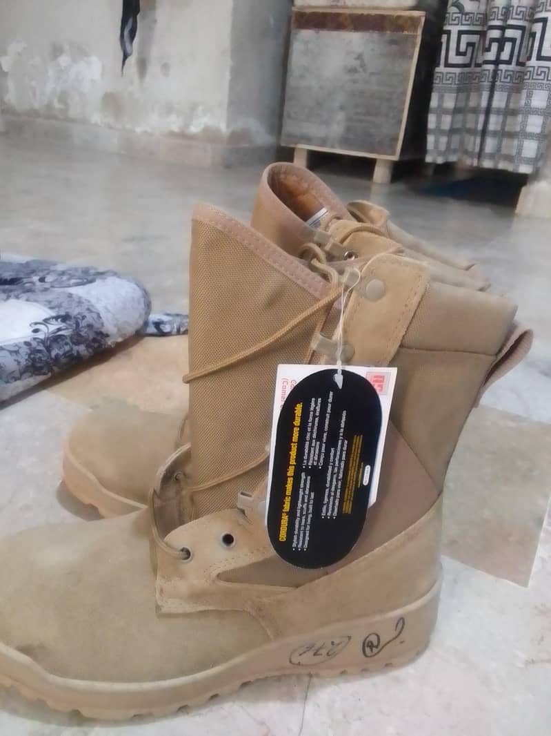camel force shoes 2