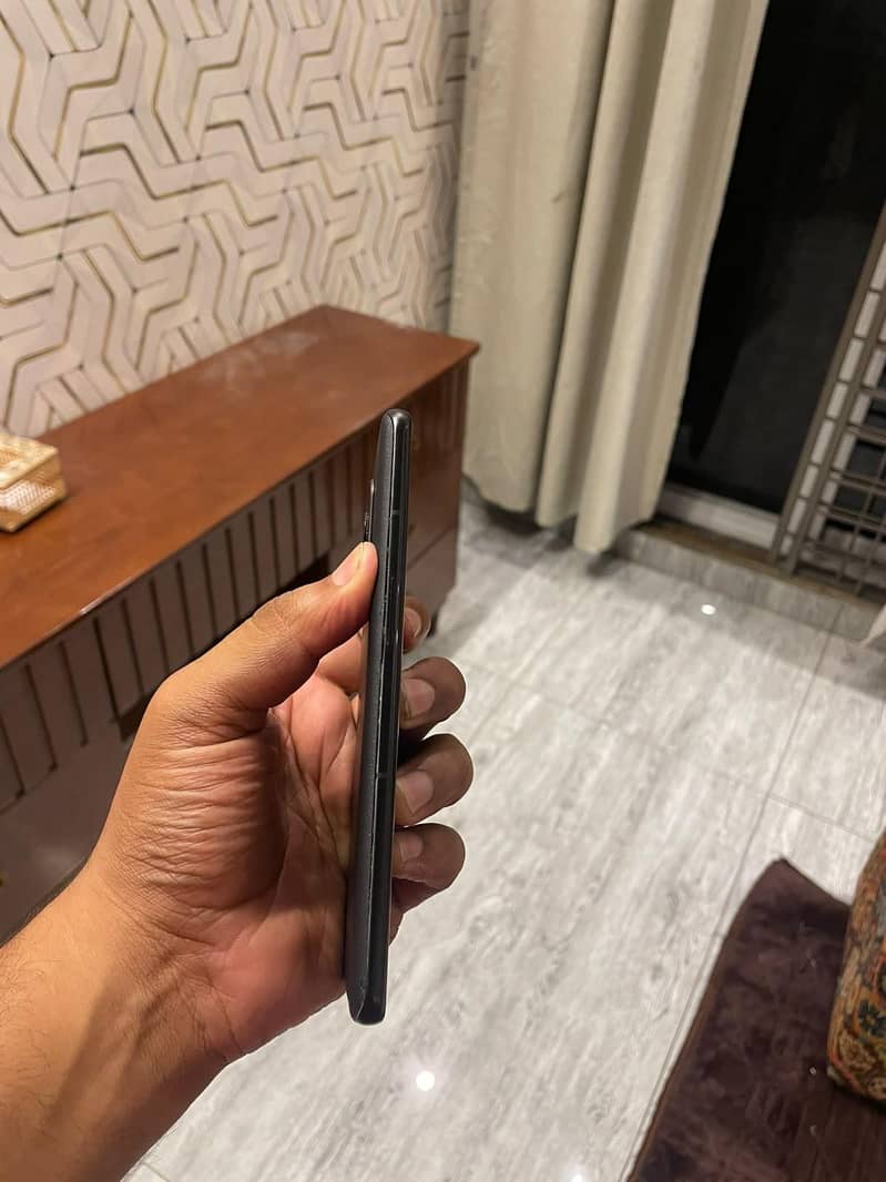One Plus 10 Pro 1