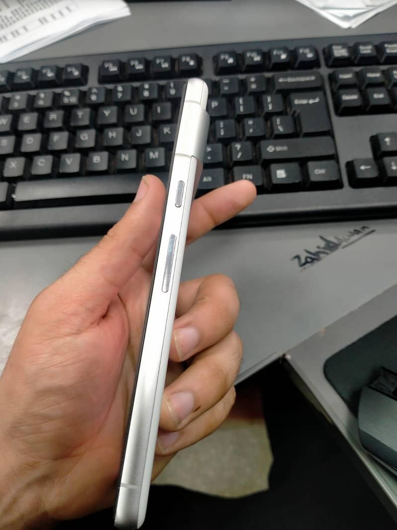 Google Pixel 7 2