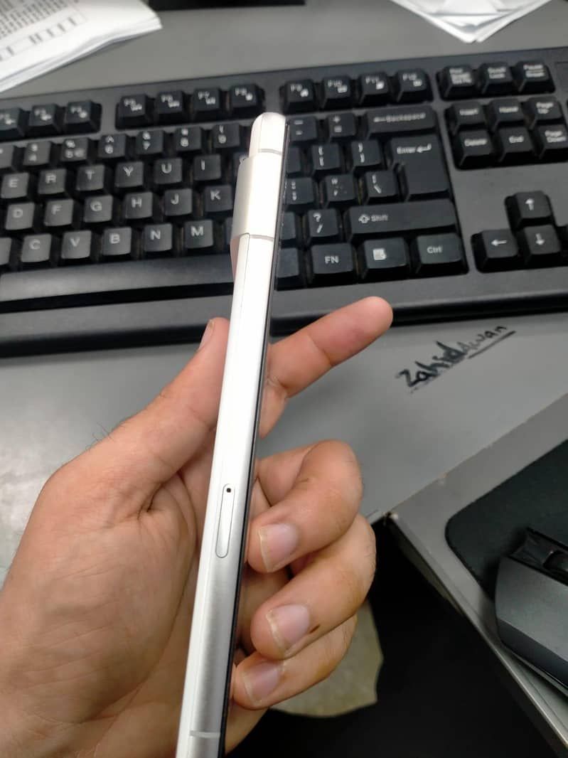Google Pixel 7 3