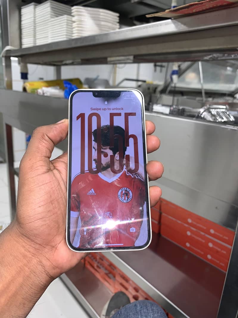 Apple iPhone 13 1