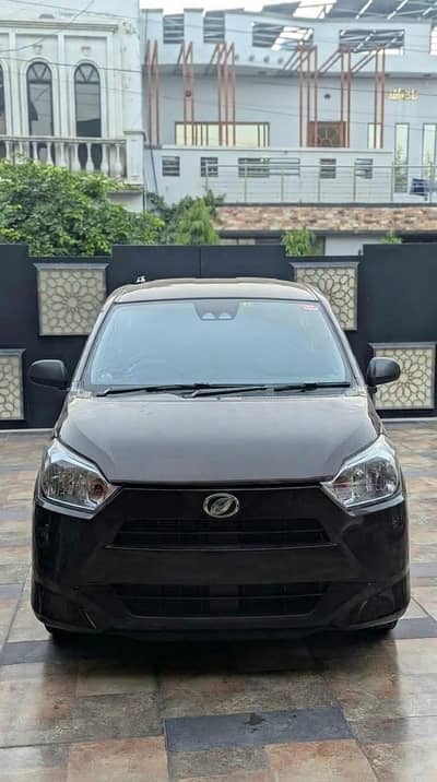Daihatsu Mira 2022