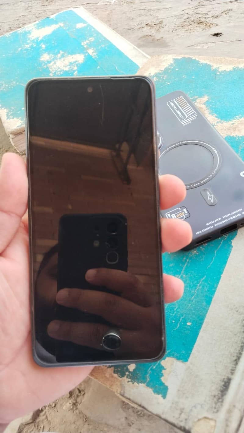 OPPO A60 5
