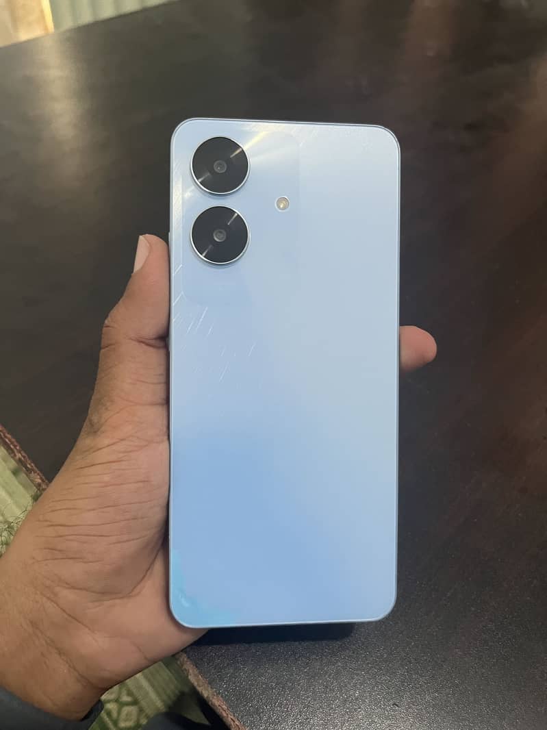 Realme Note 60 1