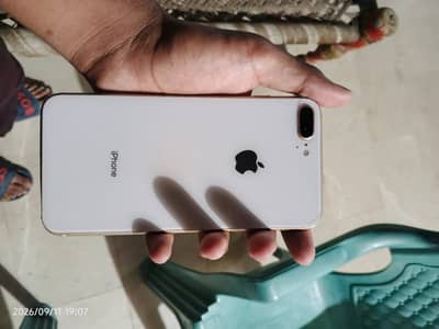 Apple iPhone 8plus pta approved massage on whatsapp 3106166898