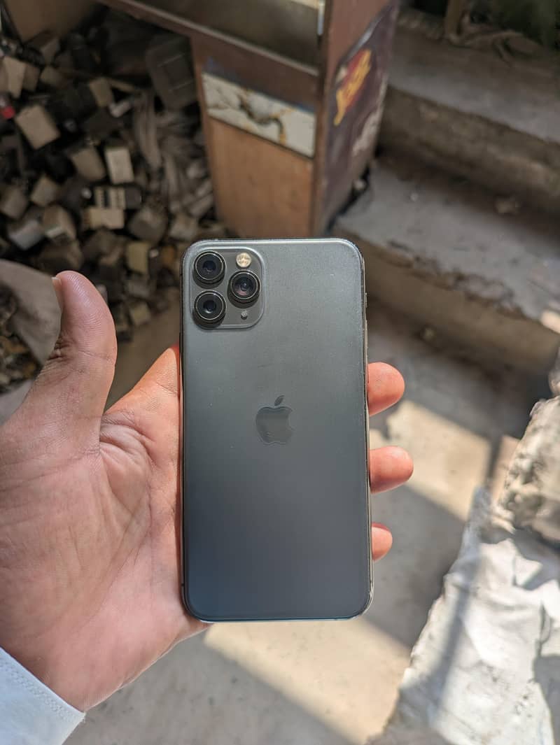 Apple iPhone 11 Pro 5