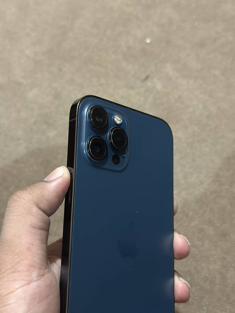Apple iPhone 12 Pro Max 8