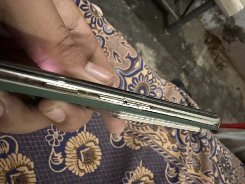 Infinix Note 40 Pro 3