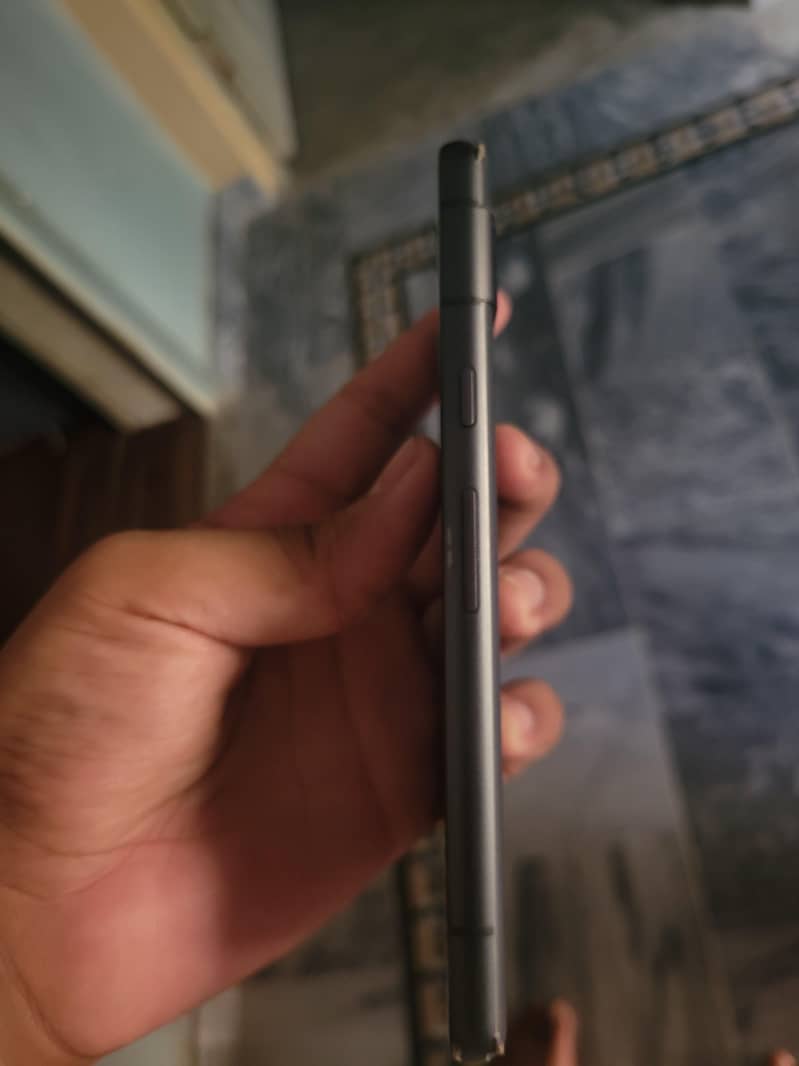 Google Pixel 7a 5