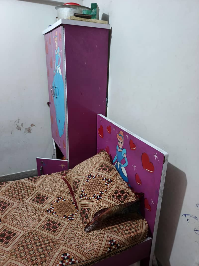 bed and almari 2
