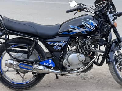 Suzuki GS 150 Special Edition 2022 – Excellent Condition