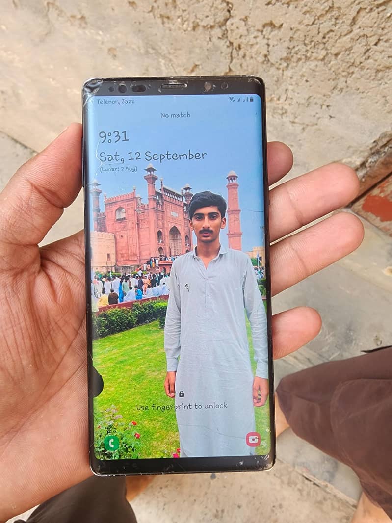 Samsung Mobile Note 9 1