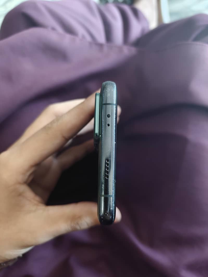 Huawei P60 1