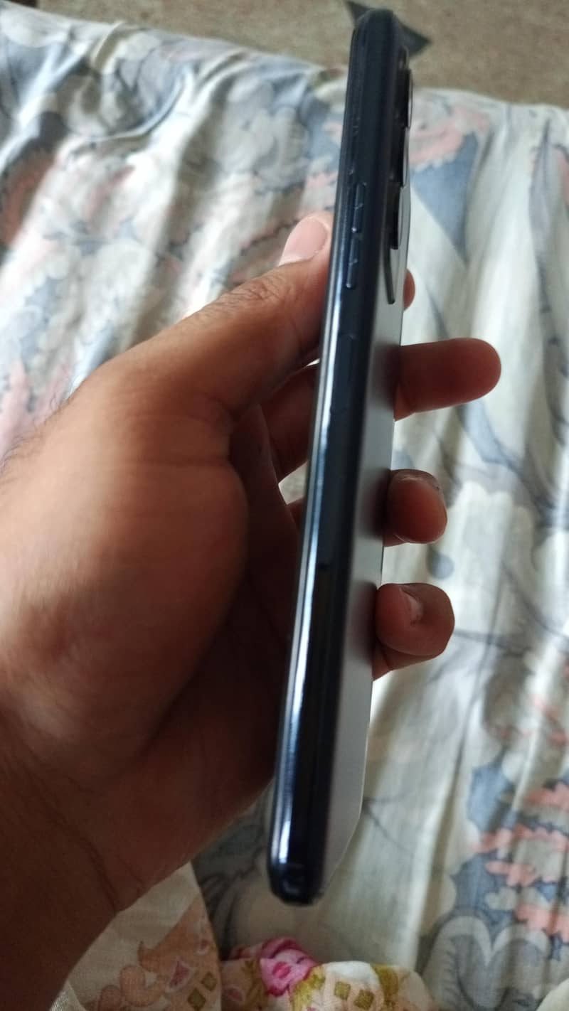 Tecno Camon 18P 4