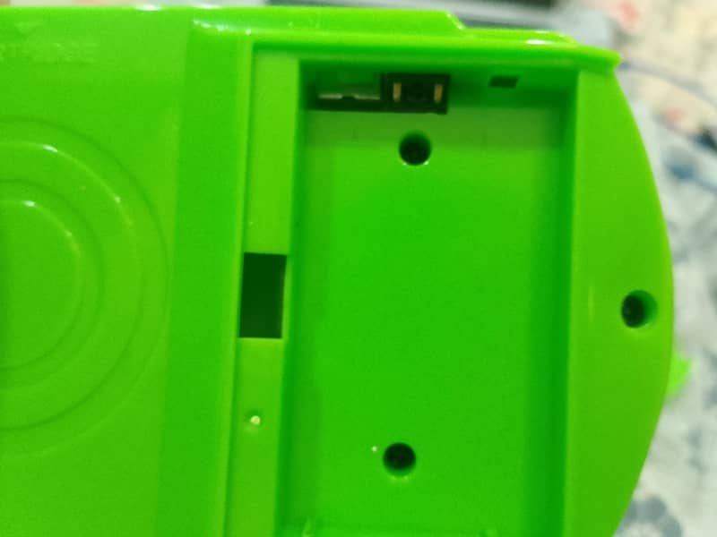 Portable gaming console 6