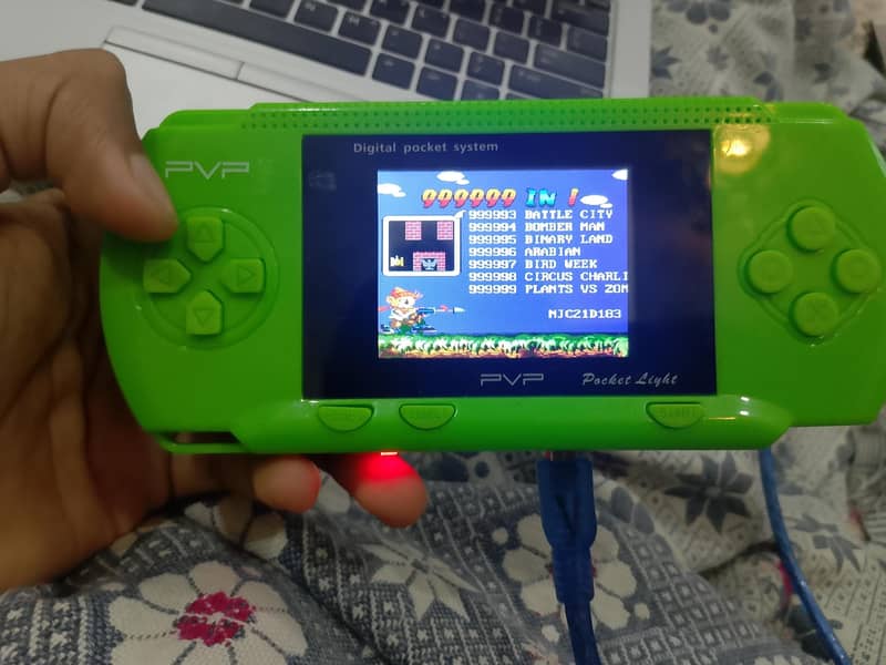 Portable gaming console 8