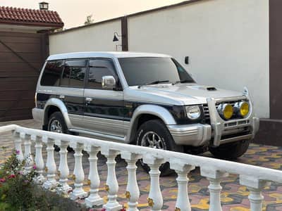Mitsubishi Pajero 1993