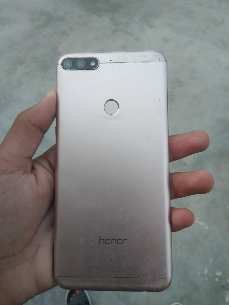 Honor 7C 0