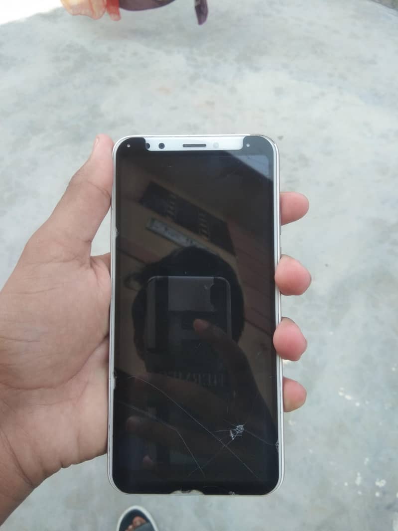 Honor 7C 1