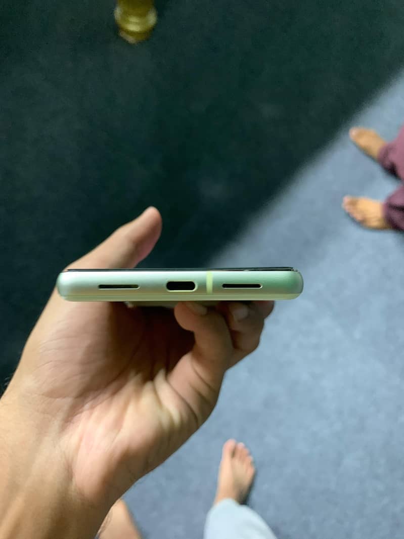 Google Pixel 7 3