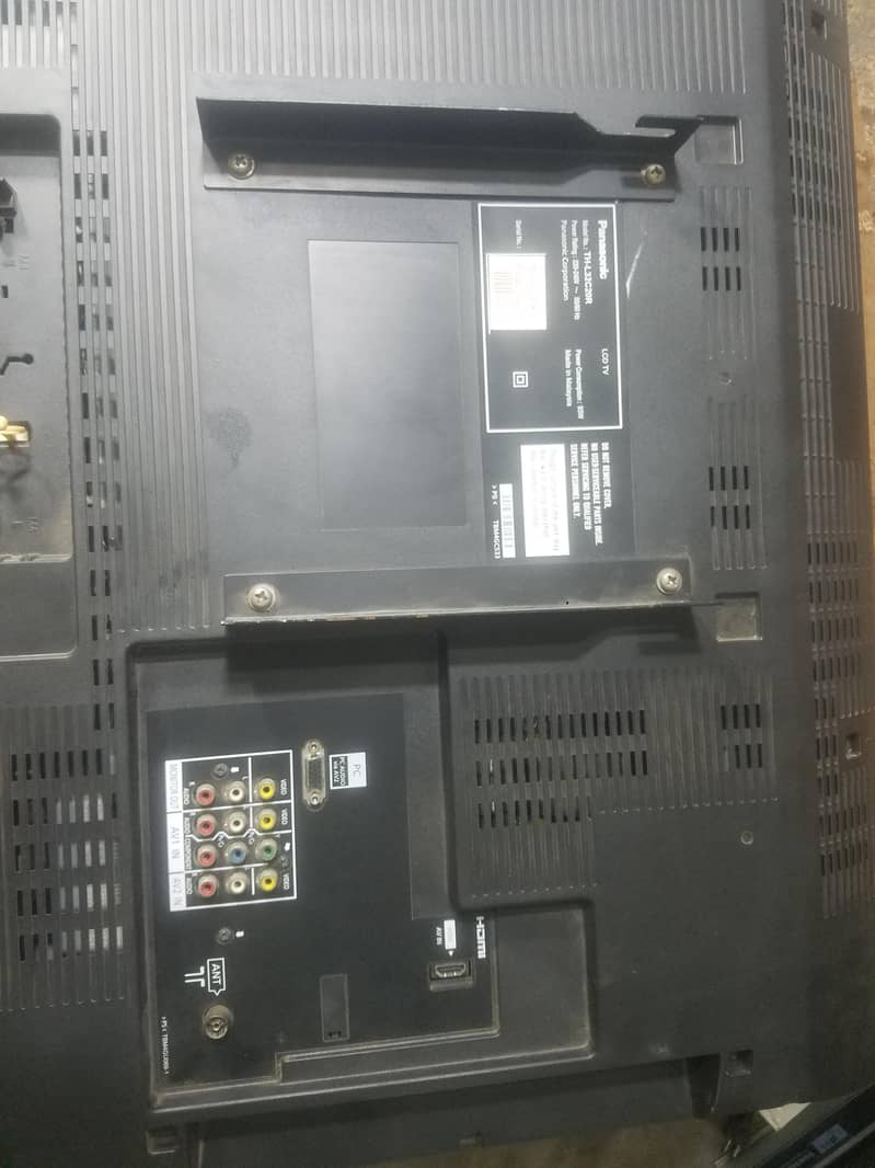 32 inch lcd 1