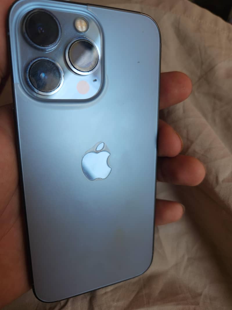 Apple iPhone 13 Pro 0
