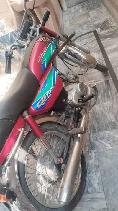 Honda CD70 2018