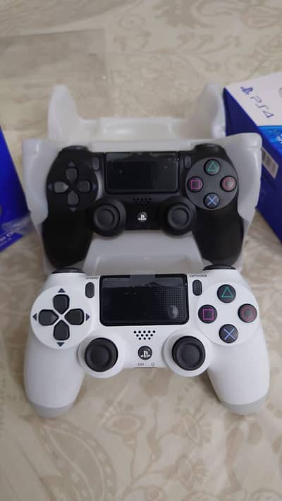 SONY PS4 CONTROLLERS FOR SALE