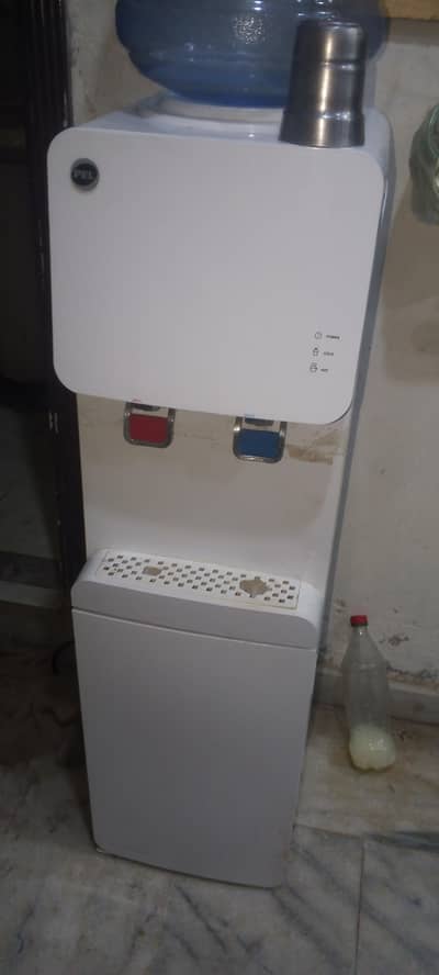 water dispenser pel
