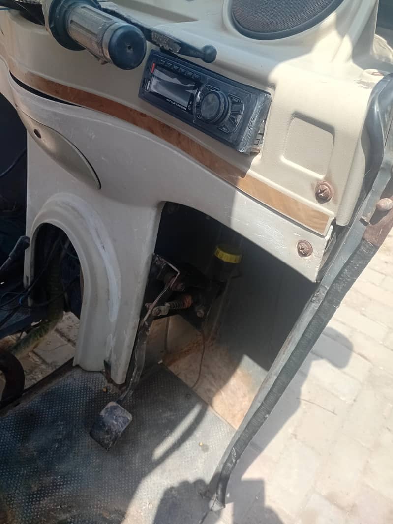 Auto Rickshaw 3