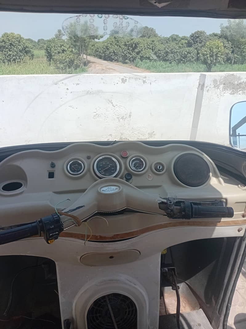 Auto Rickshaw 6