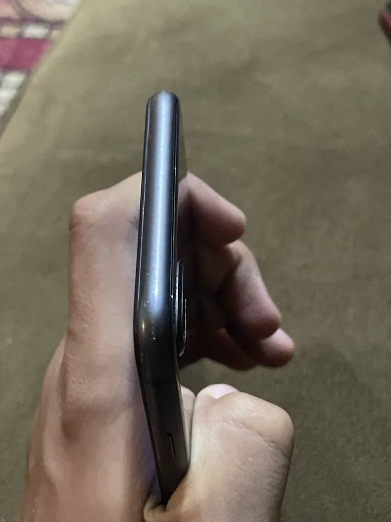 Apple iPhone 8 Plus 2