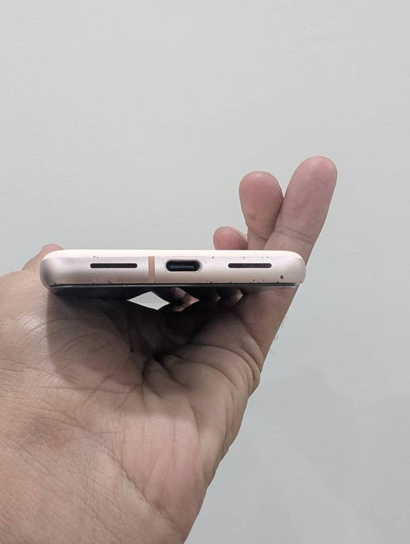 Google Pixel 8 3
