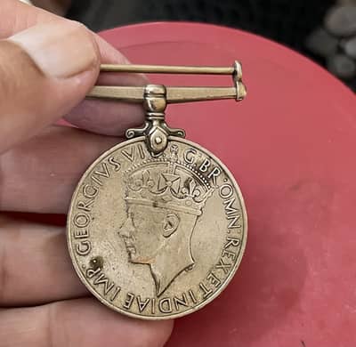 Vintage USA and WW-2 France Shooting festival Canada Uk pins details b