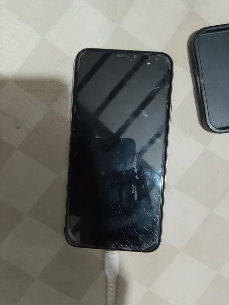 Apple iPhone X 11