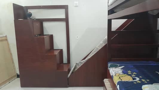 double bed wid slide and stairs
