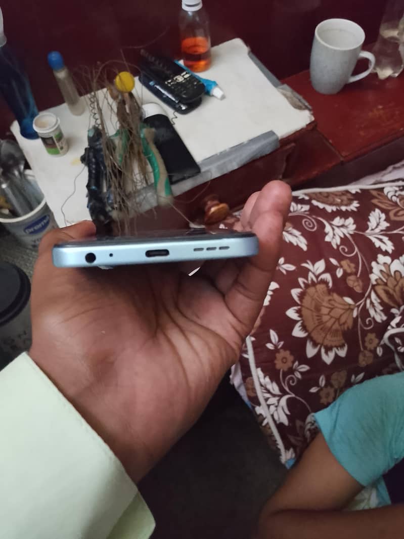 Tecno CAMON 40 2