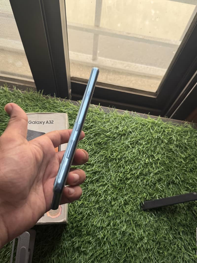 Samsung Mobile A32 2
